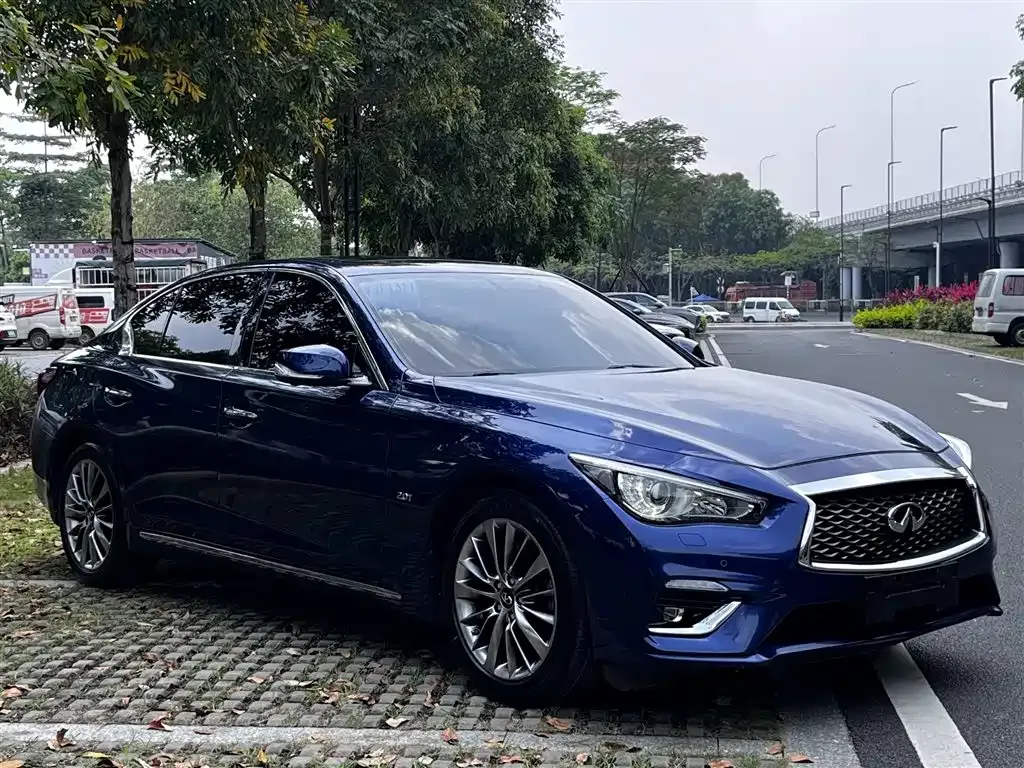 Infiniti Q50L — фото 3