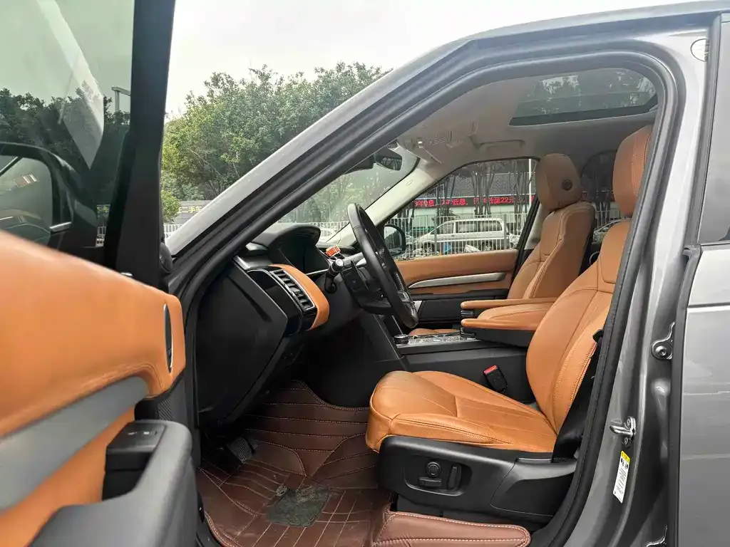Land Rover Discovery 2021 из CN, фото 3