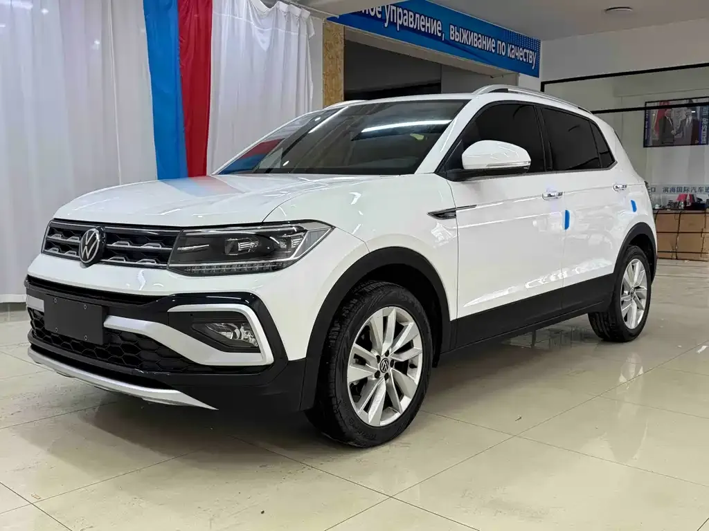 Volkswagen T-Cross — фото 1