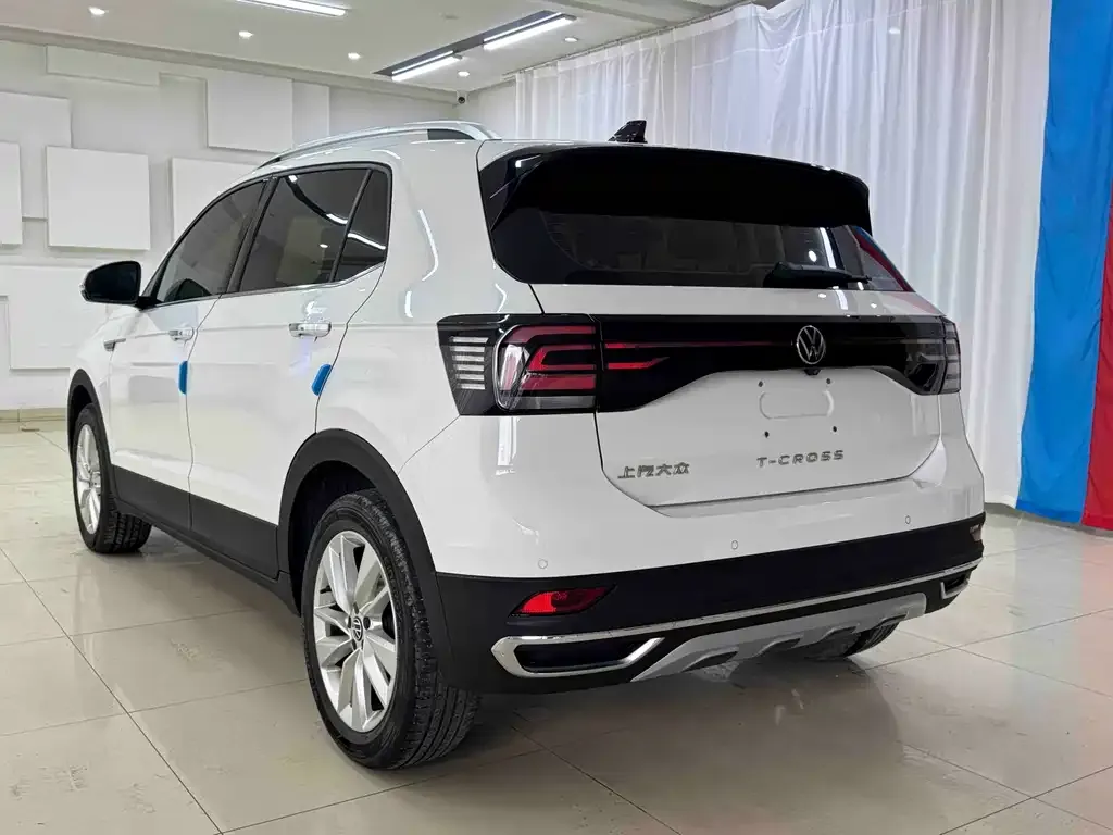 Volkswagen T-Cross — фото 5