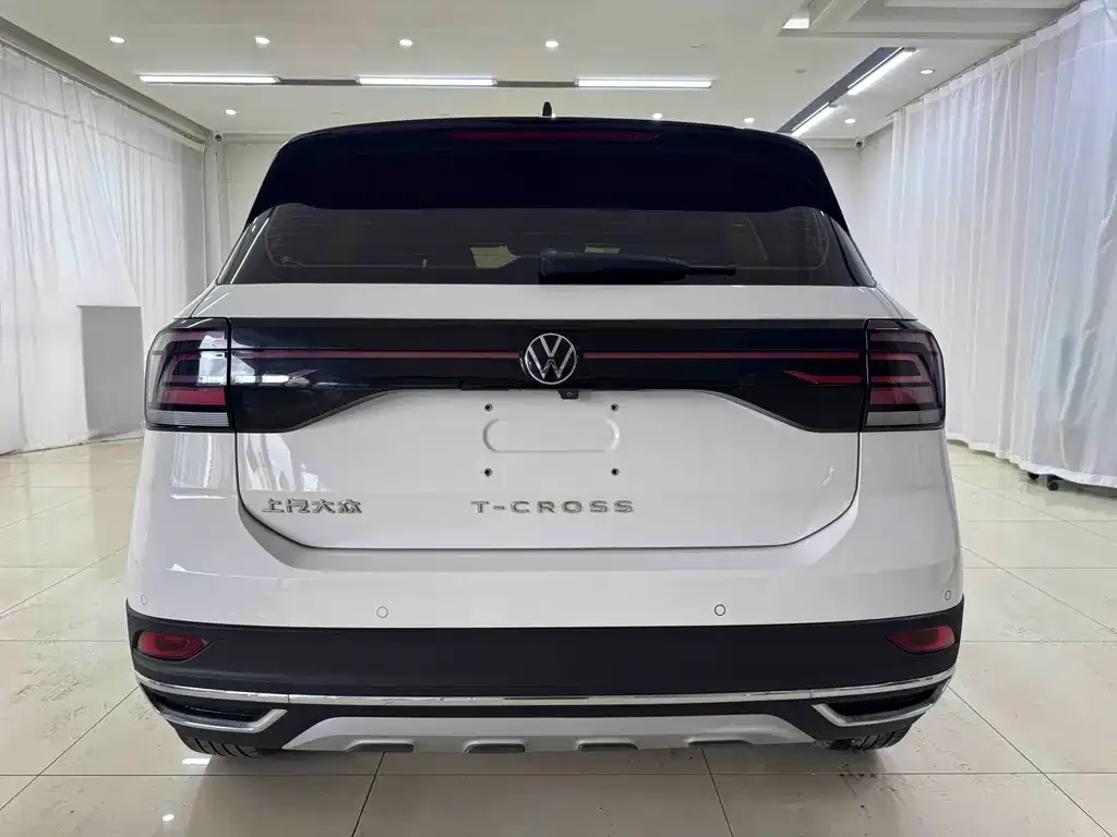 Volkswagen T-Cross — фото 3
