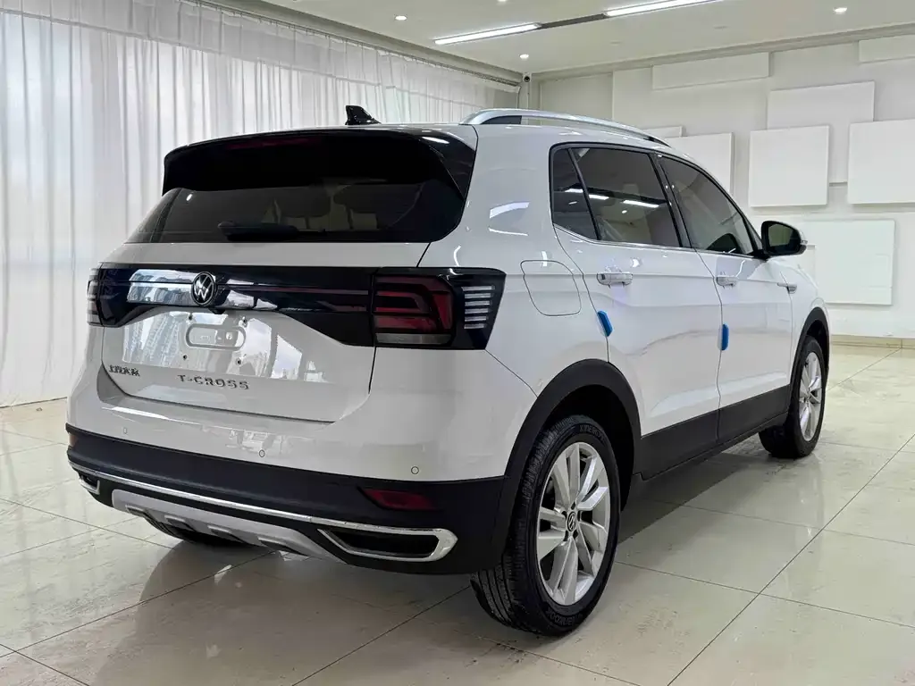 Volkswagen T-Cross — фото 7