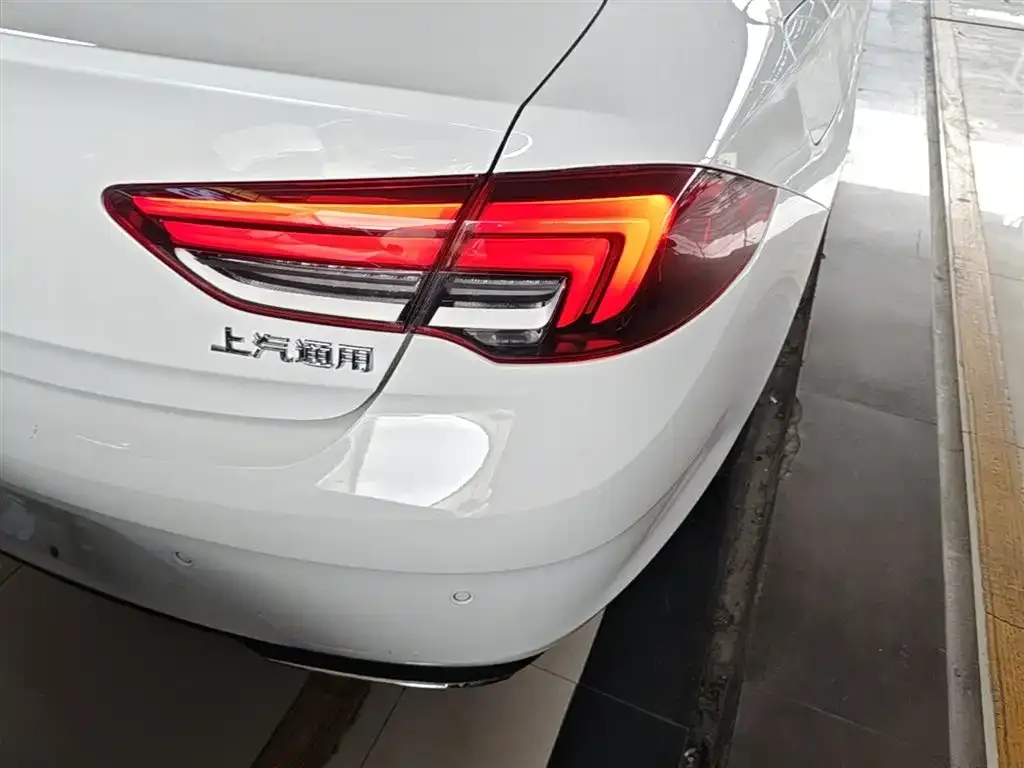 Buick Regal 2022 из CN, фото 3