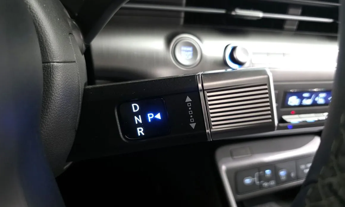 Hyundai Kona — фото 2