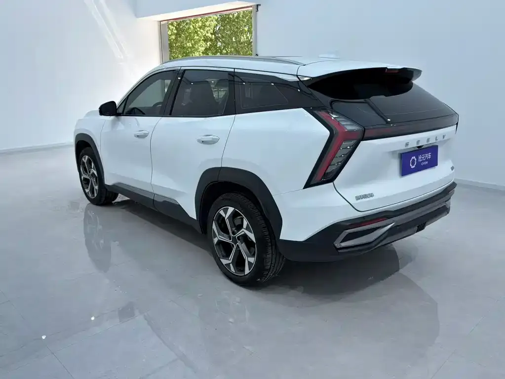 Geely Boyue L 2023 из CN, фото 2