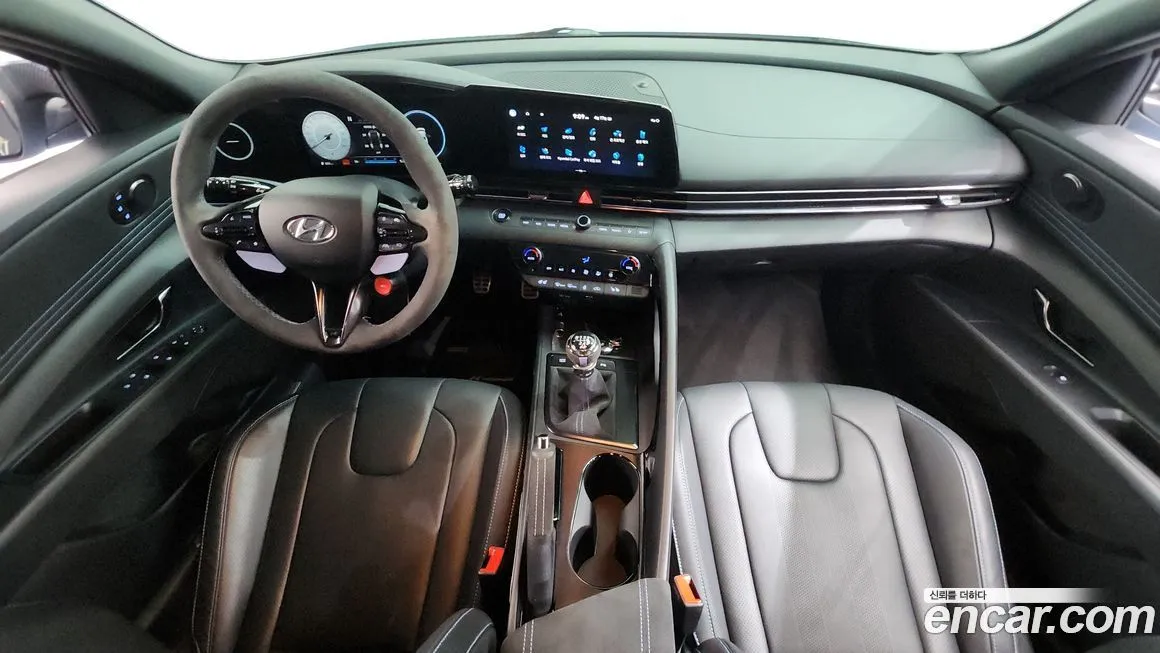 Hyundai AVANTE — фото 8