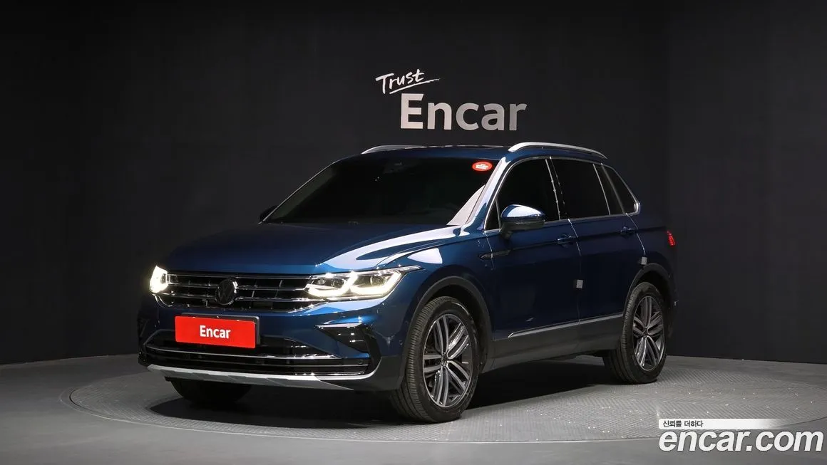 Volkswagen Tiguan — фото 1