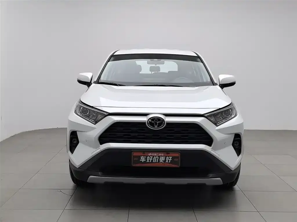 Toyota RAV4 2024 из CN, фото 2