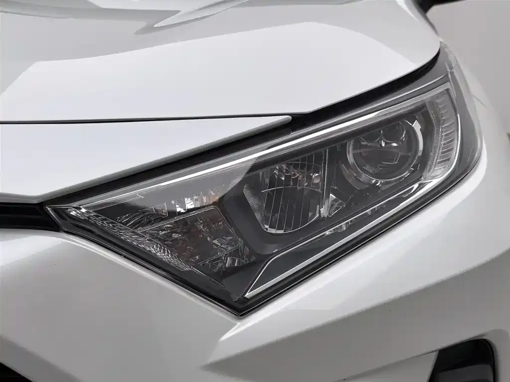 Toyota RAV4 2024 из CN, фото 10
