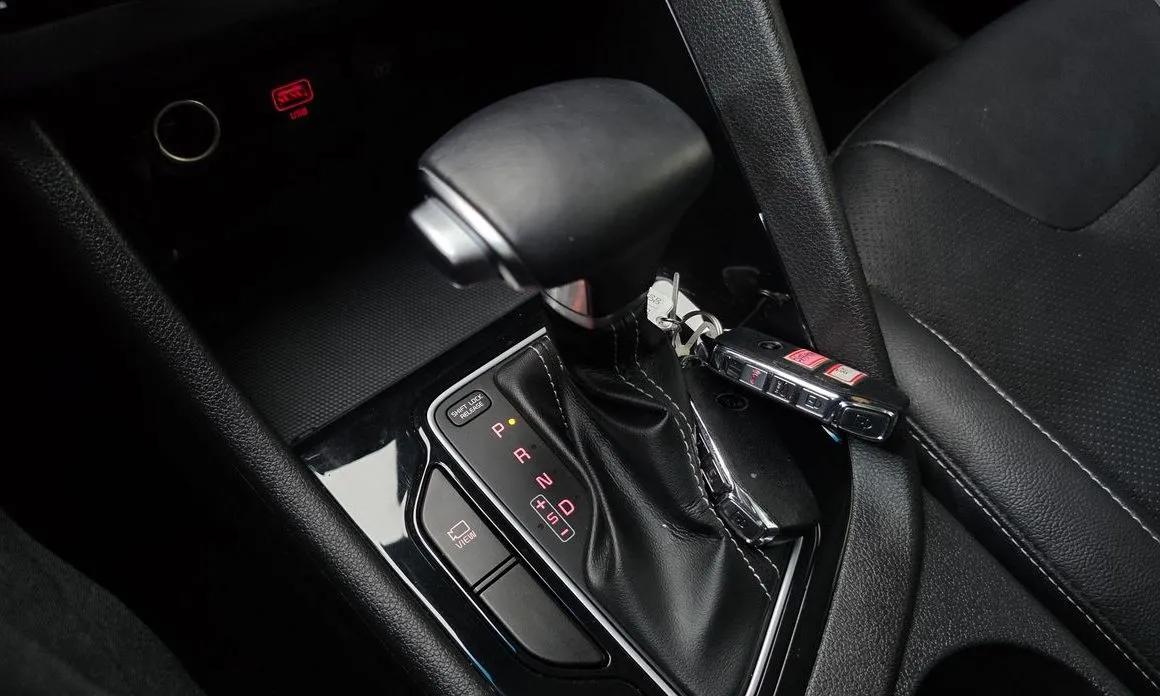 Kia Niro — фото 10