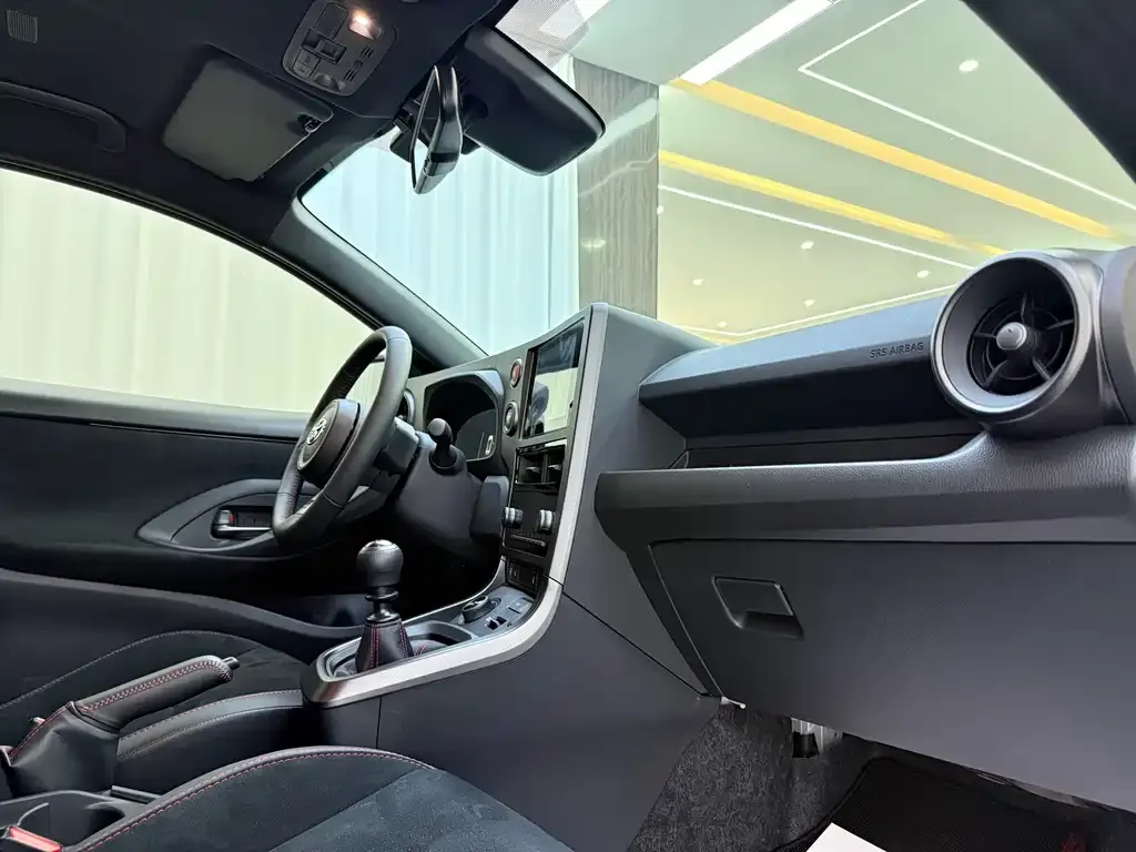 Toyota GR YARIS 2026 из CN, фото 10