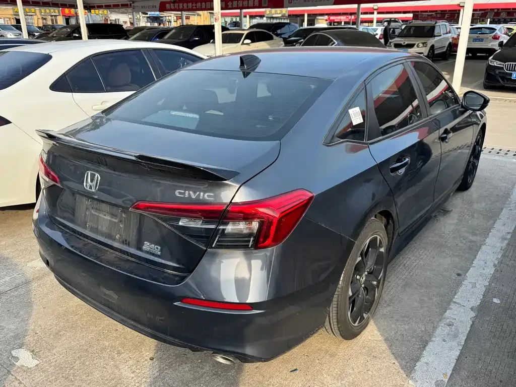 Honda Civic — фото 7