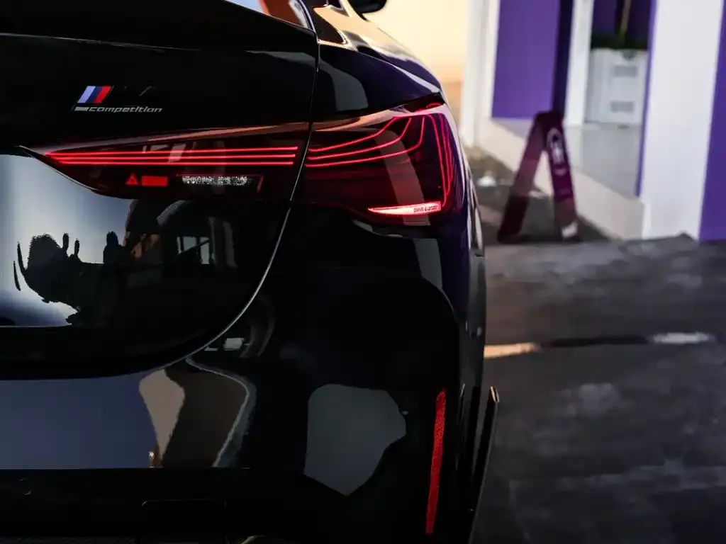 BMW M4 — фото 9