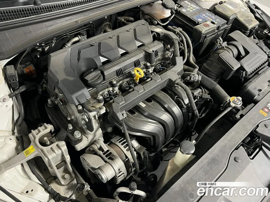 Hyundai AVANTE 2021 из KR, фото 10