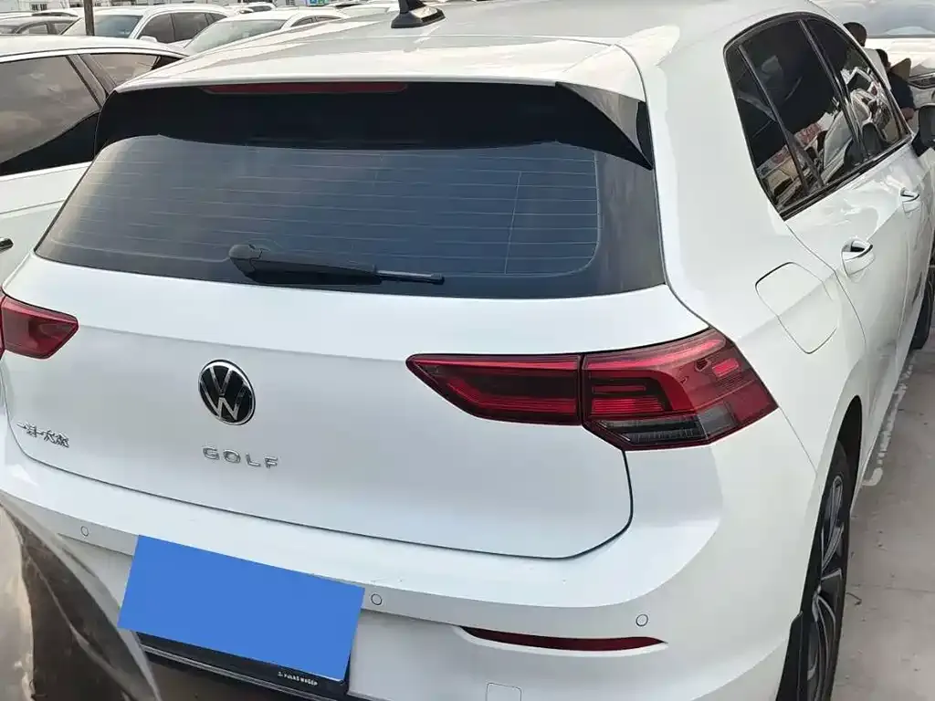 Volkswagen Golf 2022 из CN, фото 4