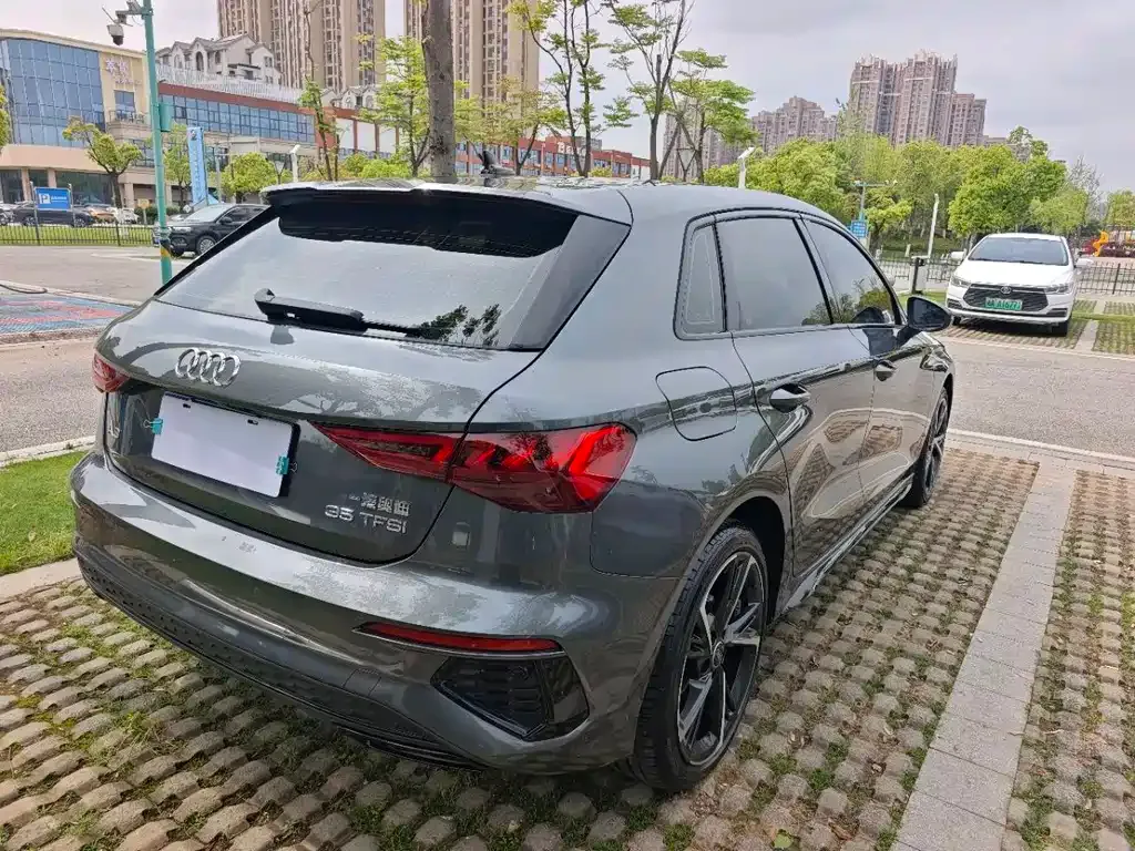 Audi A3 2023 из CN, фото 7