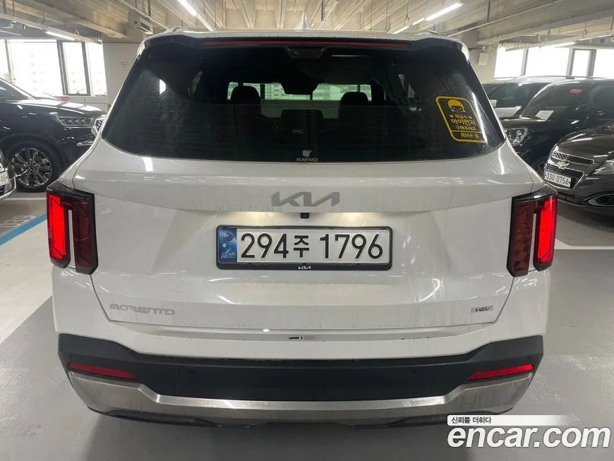 Kia Sorento — фото 7