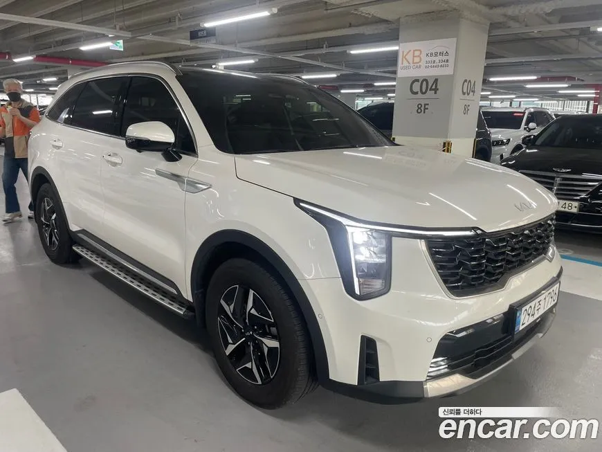 Kia Sorento — фото 9
