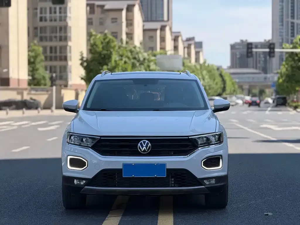 Volkswagen T-Roc — фото 2