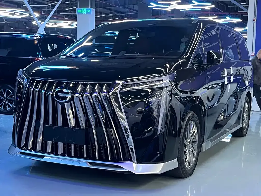GAC Motor Trumpchi M8 — фото 1