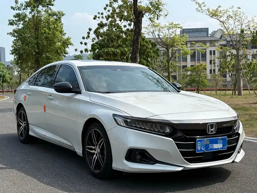 Honda Accord — фото 4