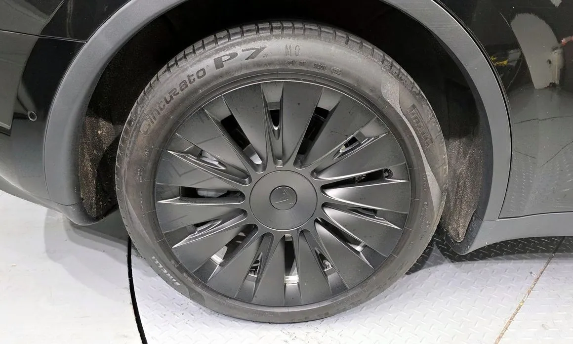 Tesla Model Y 2021 из KR, фото 6