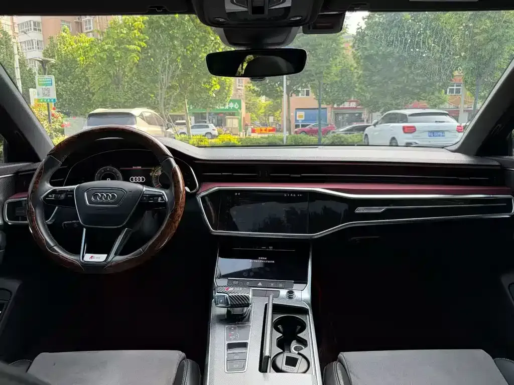 Audi A6L 2021 из CN, фото 3