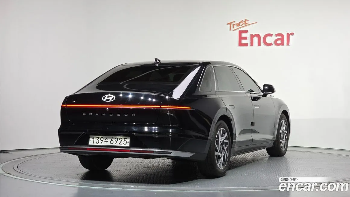 Hyundai Grandeur 2023 из KR, фото 6
