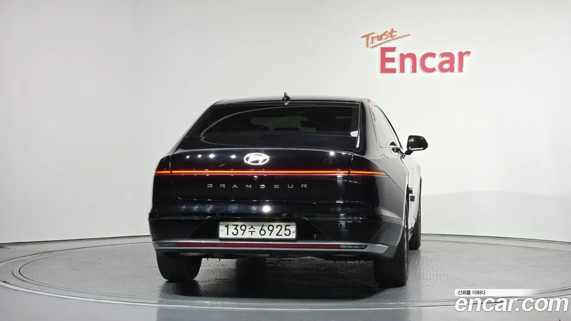 Hyundai Grandeur 2023 из KR, фото 2