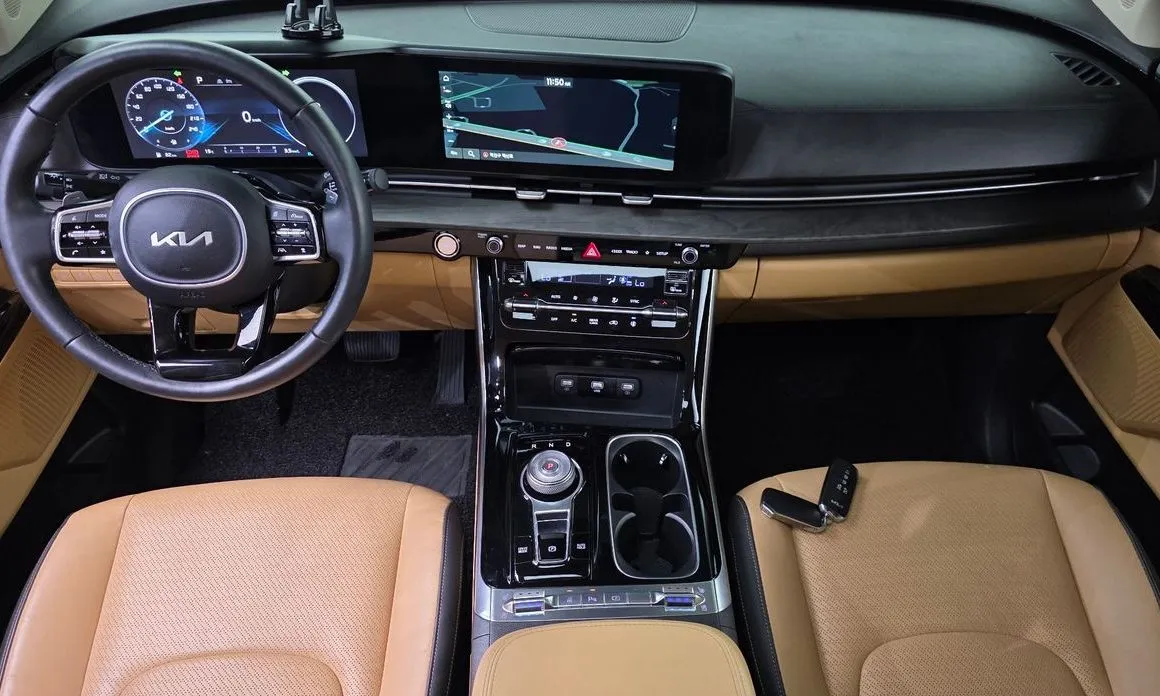 Kia Carnival — фото 10
