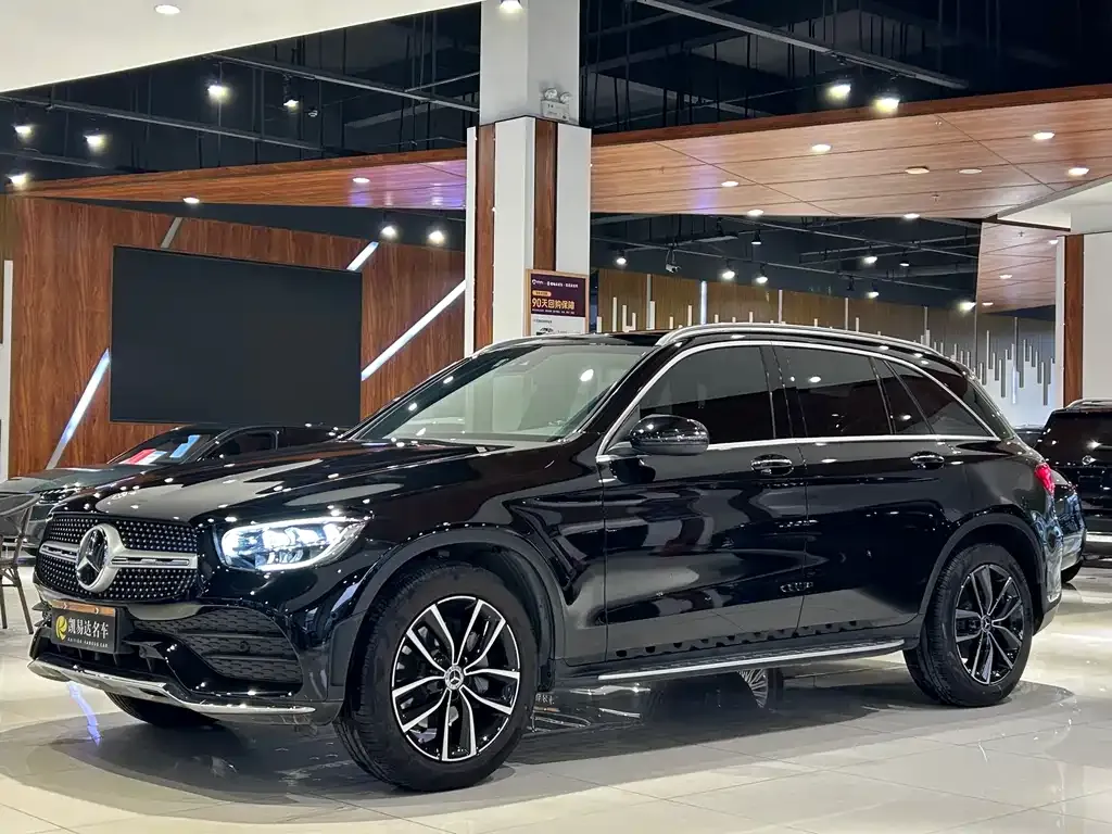 Mercedes-Benz GLC — фото 1