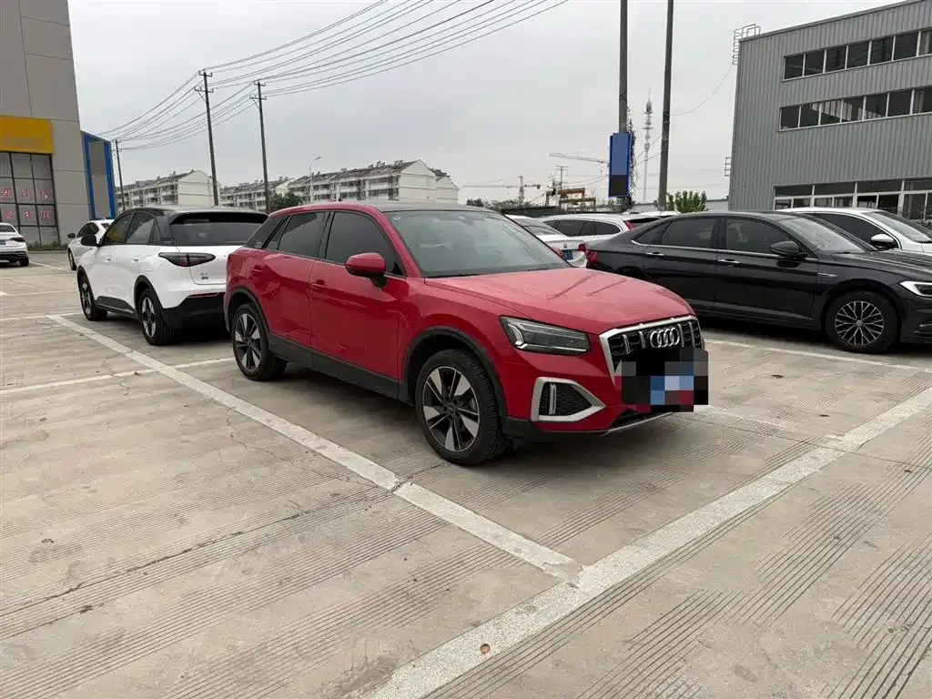 Audi Q2L 2023 из CN, фото 7