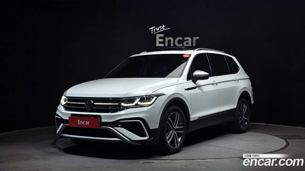 Volkswagen Tiguan — фото 1