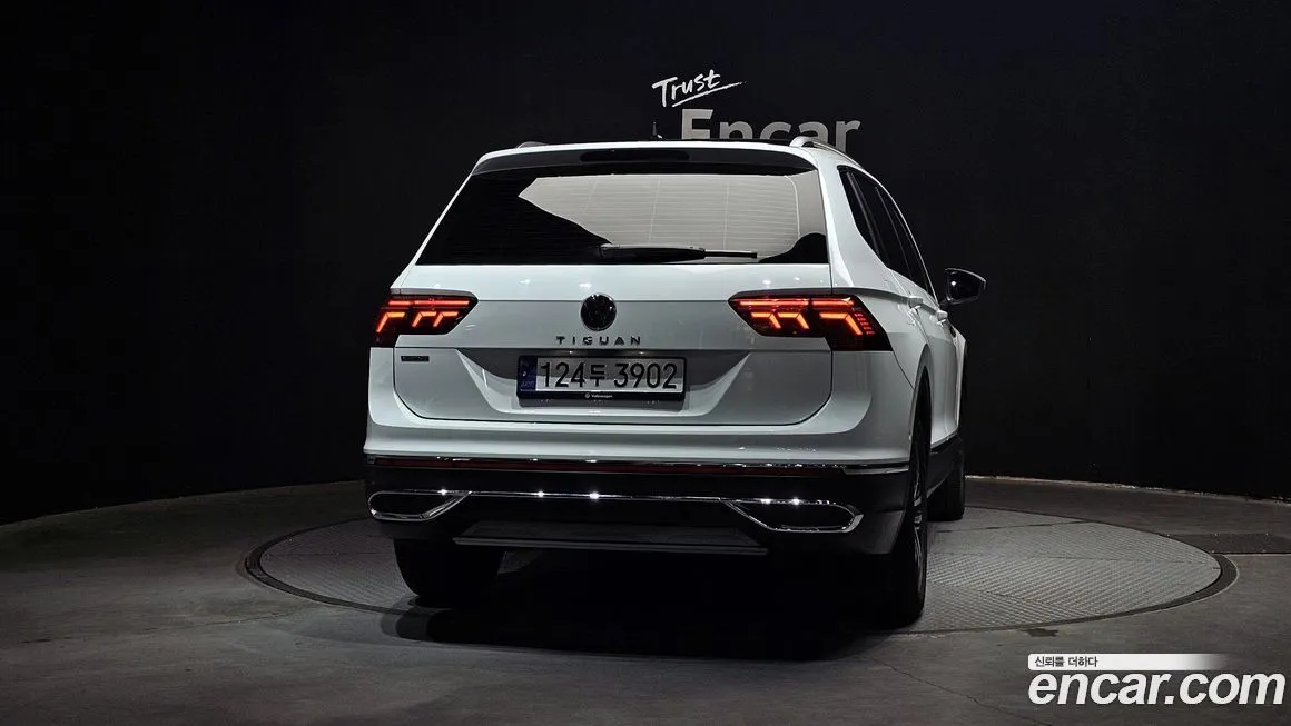 Volkswagen Tiguan — фото 5