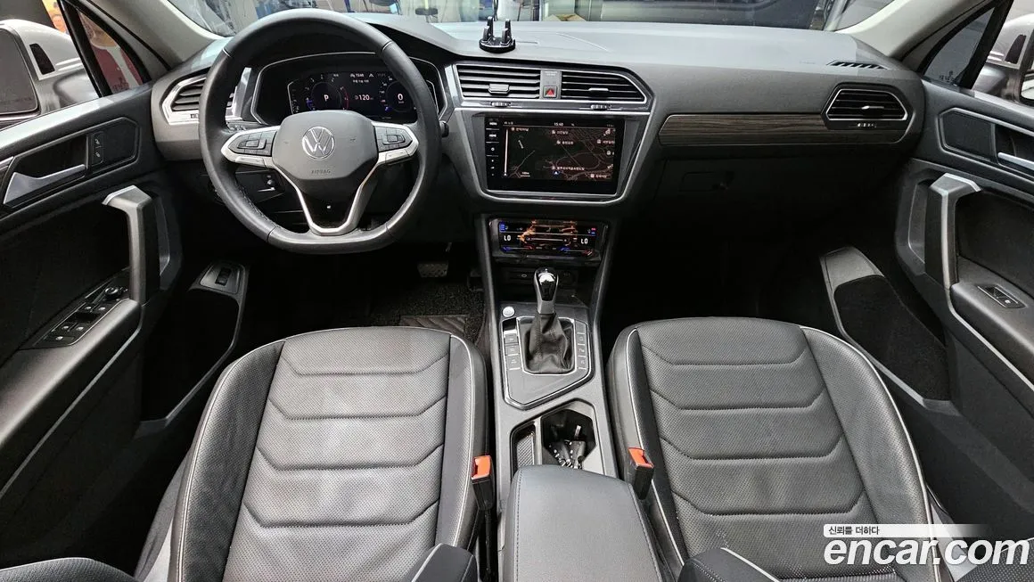 Volkswagen Tiguan — фото 3