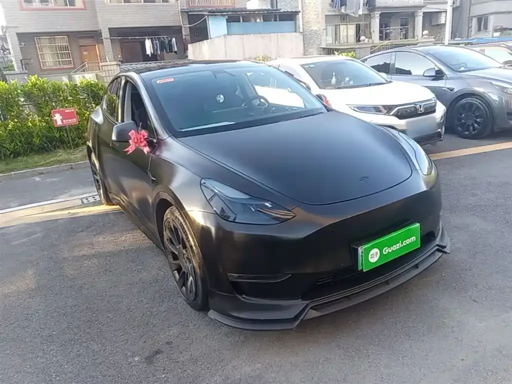 Tesla Model Y — фото 5