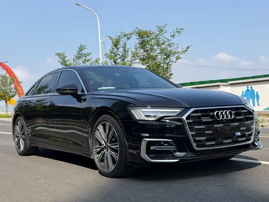 Audi A6L 2023 из CN, фото 4