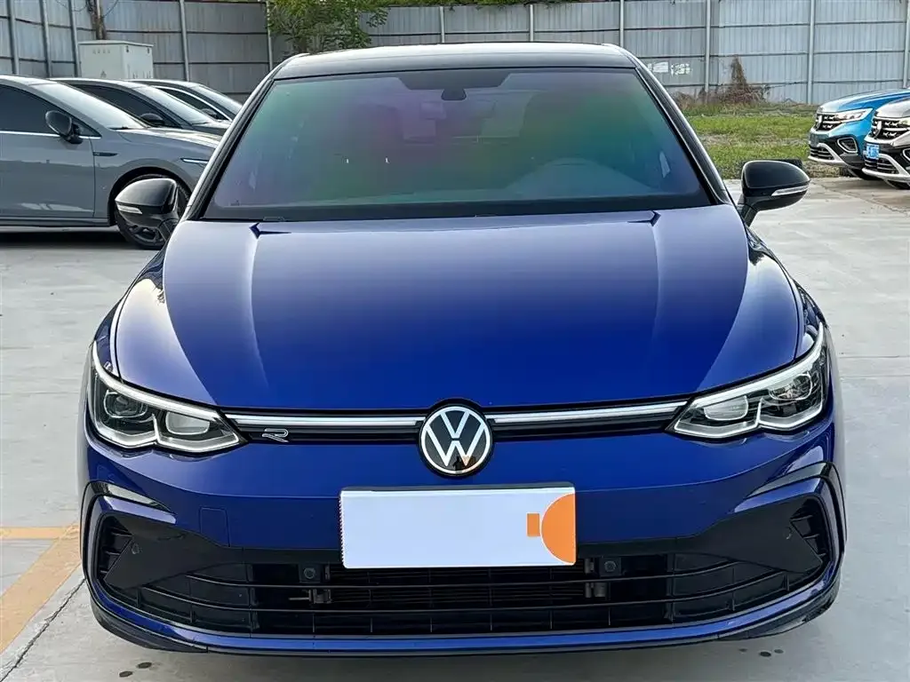 Volkswagen Golf 2023 из CN, фото 6