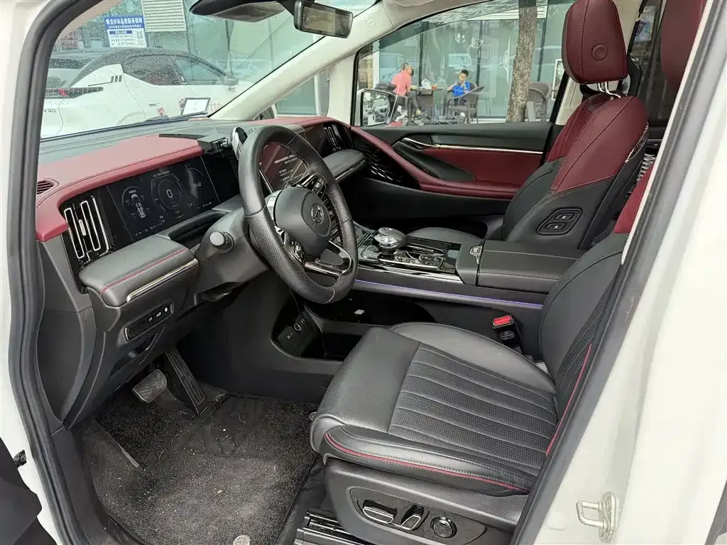 GAC Motor Trumpchi E9 — фото 3