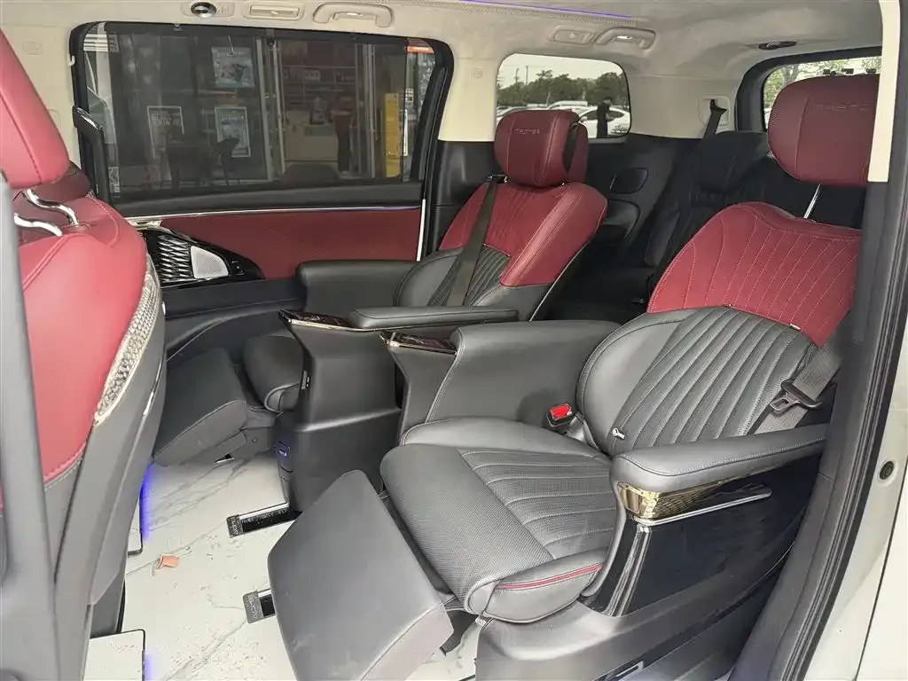 GAC Motor Trumpchi E9 — фото 2