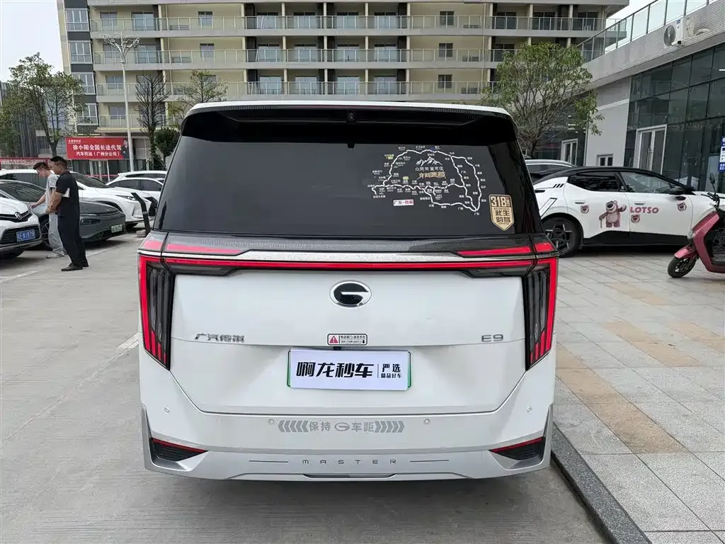 GAC Motor Trumpchi E9 — фото 5