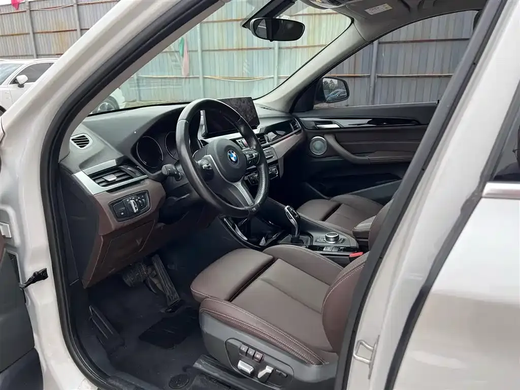 BMW X1 2021 из CN, фото 3