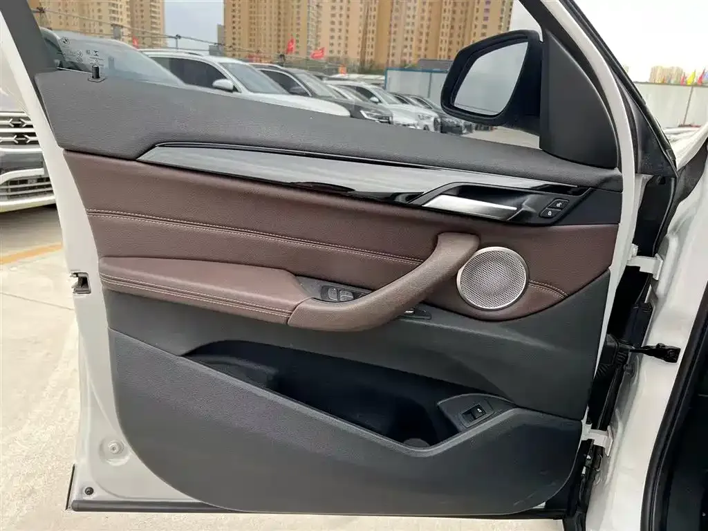 BMW X1 2021 из CN, фото 7