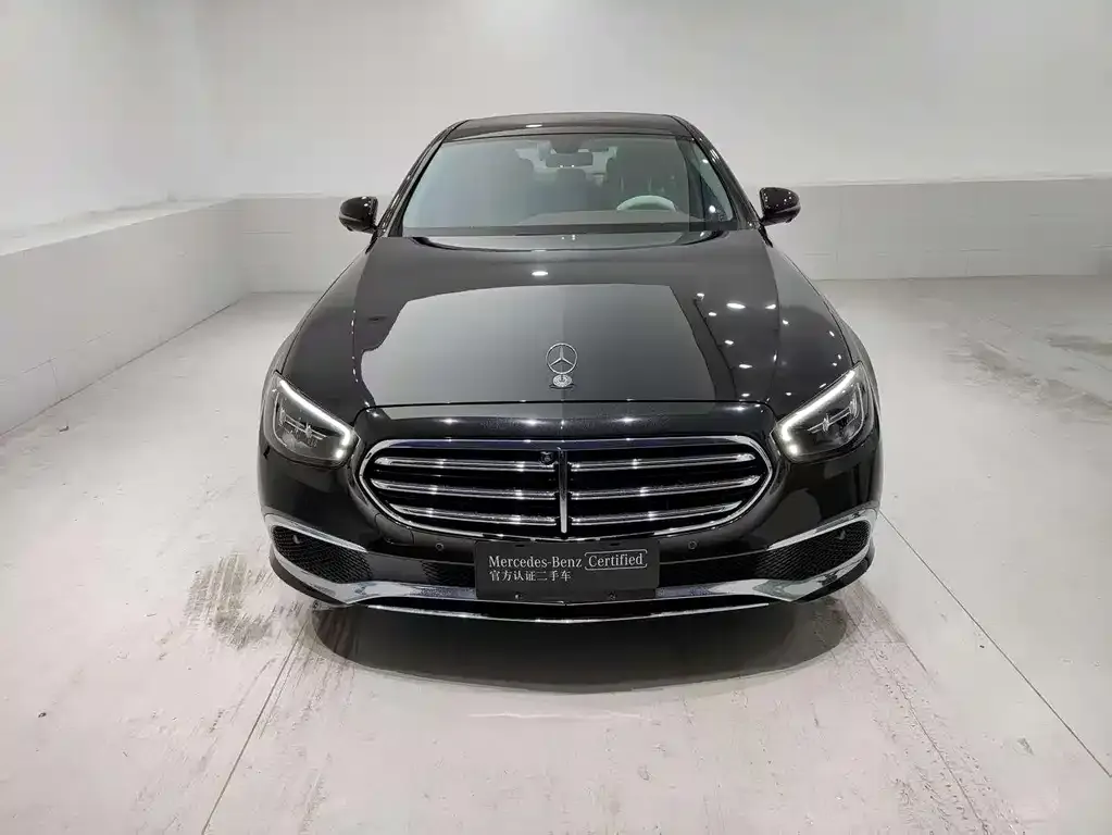 Mercedes-Benz E-Class — фото 10