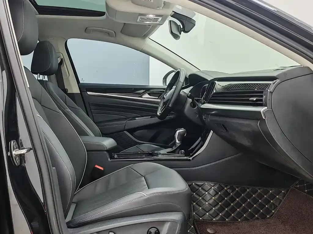 Volkswagen Passat 2021 из CN, фото 9