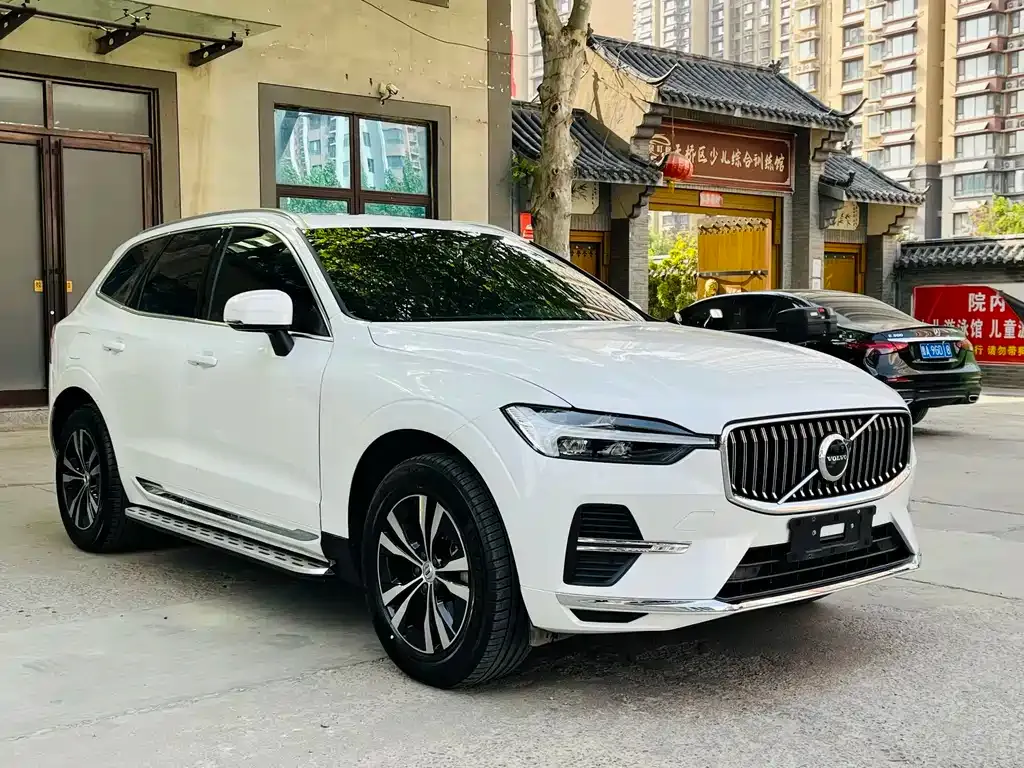Volvo XC60 2022 из CN, фото 8