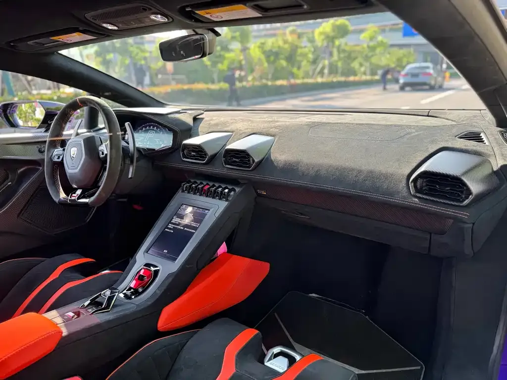 Lamborghini Huracan — фото 10