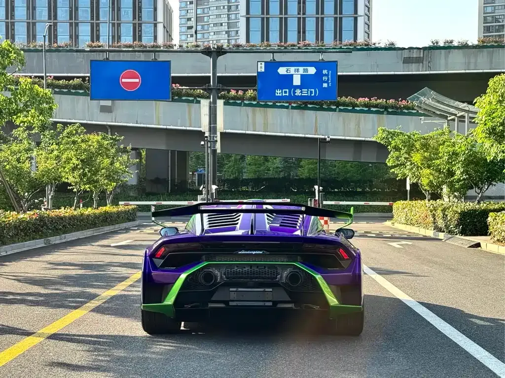Lamborghini Huracan — фото 4
