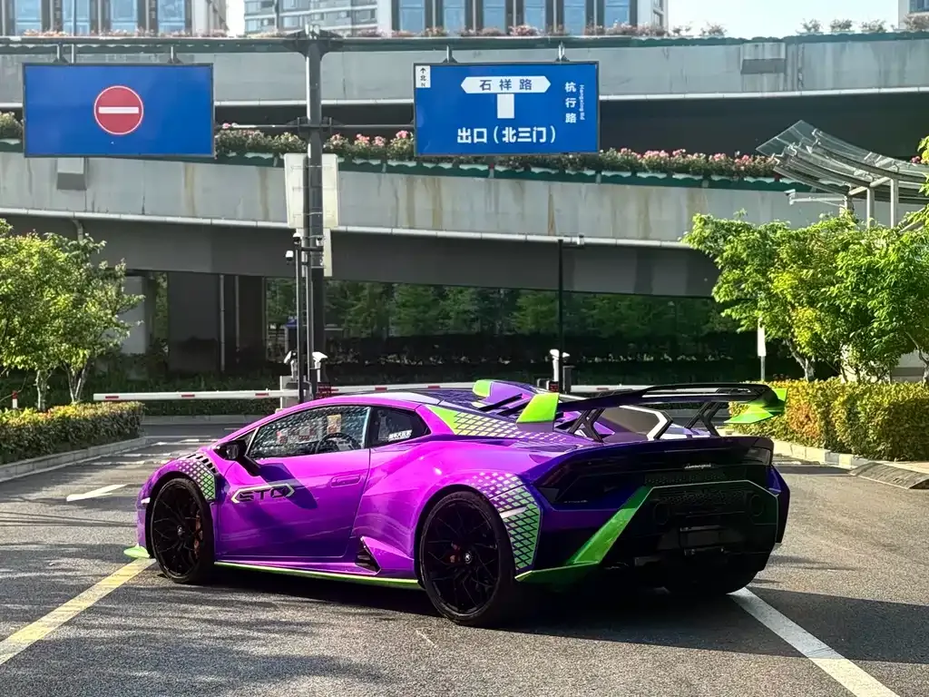 Lamborghini Huracan — фото 6
