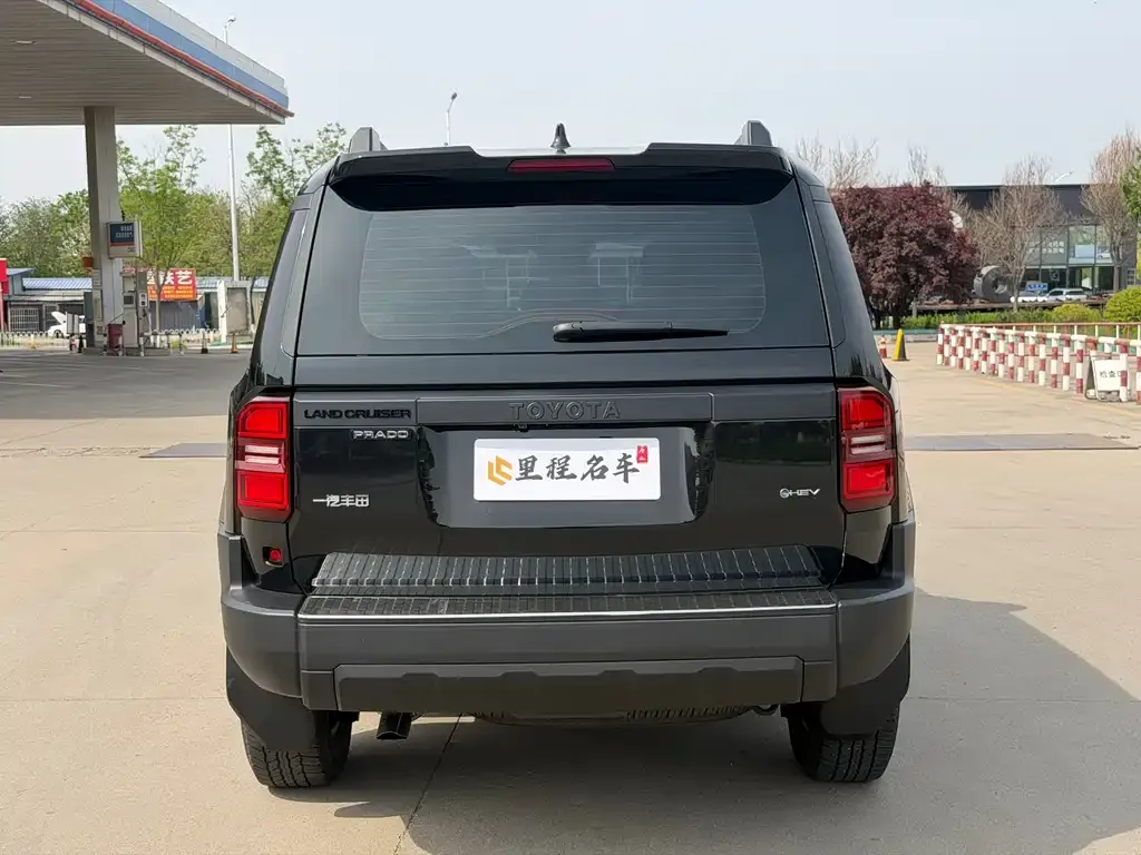 Toyota Prado 2025 из CN, фото 8